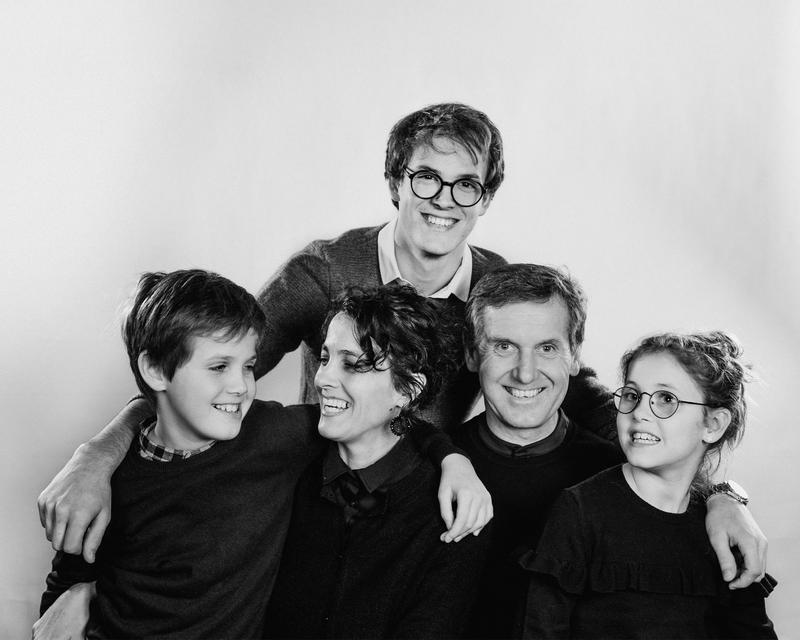 Schwarz - weiß Bild der Gastgeberfamilie 